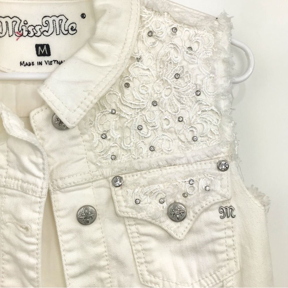 Miss Me White Denim Vest - Picture 8 of 14